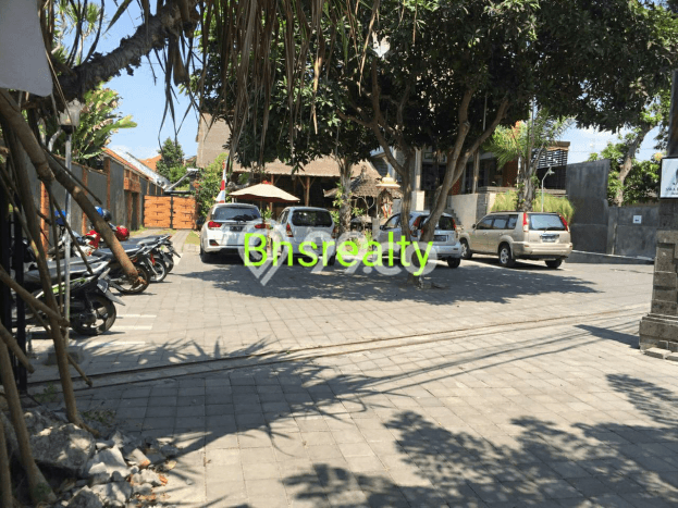 Rumah dengan Lokasi Strategis 4 KT di Renon, Denpasar Rumah dengan Lokasi Strategis 4 KT di Renon, Denpasar