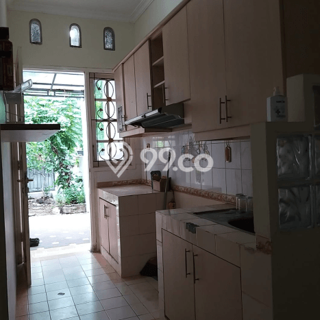 Rumah Minimalis 5 Kamar LT 180m2 di BSD Nusaloka Rumah Minimalis 5 Kamar LT 180m2 di BSD Nusaloka