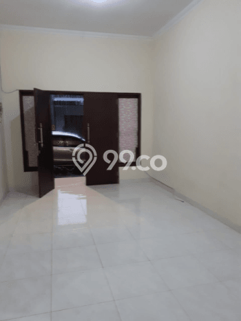 Disewakan Cepat Rumah Kondisi Bagus di Area Gentan, Solo Disewakan Cepat Rumah Kondisi Bagus di Area Gentan, Solo