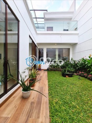 Rumah Elit LB 350m2 Siap Pakai Desain Elegan di Pondok Indah, Jakarta Selatan Rumah Elit LB 350m2 Siap Pakai Desain Elegan di Pondok Indah, Jakarta Selatan