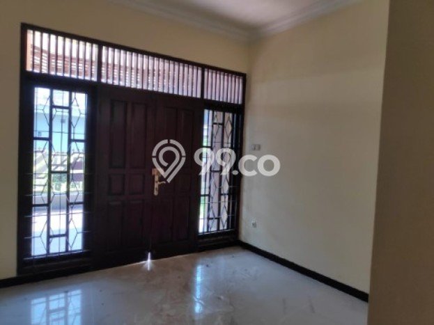 Dijual Rumah Premium dengan Fasilitas Sekitar Komplit di Semarang Tengah, Semarang Dijual Rumah Premium dengan Fasilitas Sekitar Komplit di Semarang Tengah, Semarang