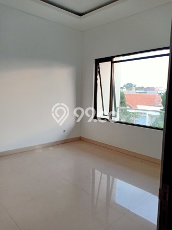 Kesempatan Memiliki Properti di Pusat Kota Mekar Wangi, Bandung - 4 Kamar Tidur Kesempatan Memiliki Properti di Pusat Kota Mekar Wangi, Bandung - 4 Kamar Tidur