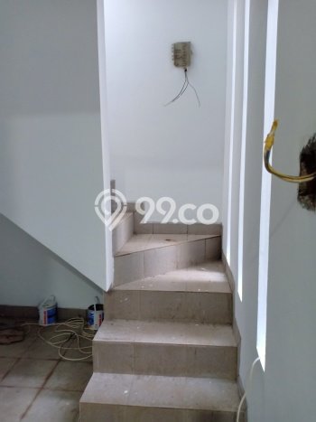 Kesempatan Memiliki Properti di Pusat Kota Mekar Wangi, Bandung - 4 Kamar Tidur Kesempatan Memiliki Properti di Pusat Kota Mekar Wangi, Bandung - 4 Kamar Tidur