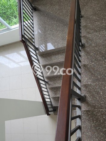 Siap Huni Hunian Elit 4 Kamar di Batununggal Dekat ke Mana Saja Siap Huni Hunian Elit 4 Kamar di Batununggal Dekat ke Mana Saja
