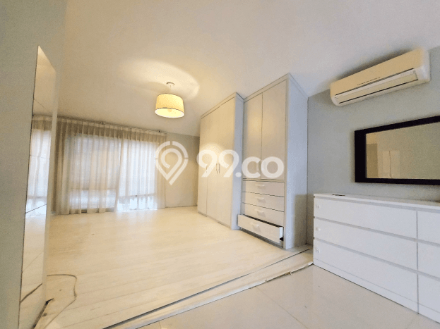 Rumah Luxury Modern Siap Huni di Pondok Indah Jakarta Selatan Rumah Luxury Modern Siap Huni di Pondok Indah Jakarta Selatan