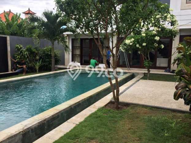 Ready to Use! Luxury House LT 327m2 Desain Modern di Umalas Ready to Use! Luxury House LT 327m2 Desain Modern di Umalas