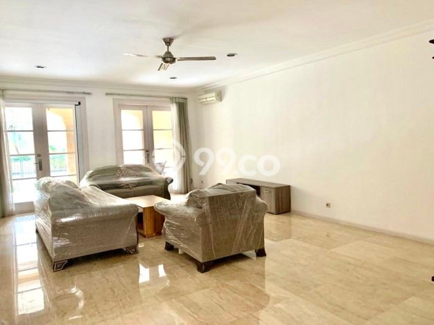 PREMIUM CHOICE! Rumah kawasan Pejaten, 4 KT, Lingkungan Strategis, Luas 516m2m² LB 422m2m² PREMIUM CHOICE! Rumah kawasan Pejaten, 4 KT, Lingkungan Strategis, Luas 516m2m² LB 422m2m²