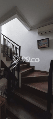 Dijual Rumah Luas Elegan Dengan View Cantik di Kedoya Baru, Jakarta Barat Dijual Rumah Luas Elegan Dengan View Cantik di Kedoya Baru, Jakarta Barat