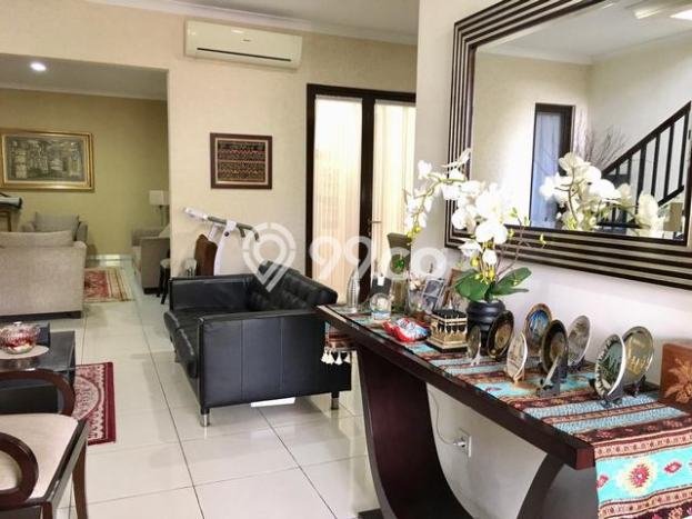 Rumah Luxury Modern Tanpa Renovasi di BSD Tangerang Rumah Luxury Modern Tanpa Renovasi di BSD Tangerang