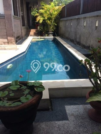 Hunian Elit LB 300m2 Siap Huni Desain Elegan di Kerobokan, Badung Hunian Elit LB 300m2 Siap Huni Desain Elegan di Kerobokan, Badung