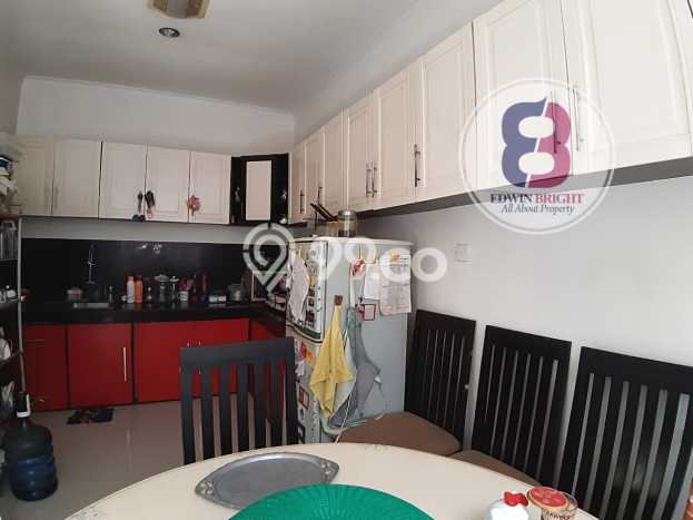 Rumah Strategis Modern Lb 130m2 di Ciputat, Tangerang Selatan Rumah Strategis Modern Lb 130m2 di Ciputat, Tangerang Selatan