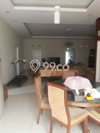 Rumah Elit Modern Siap Huni di Cirendeu Jakarta Selatan Rumah Elit Modern Siap Huni di Cirendeu Jakarta Selatan