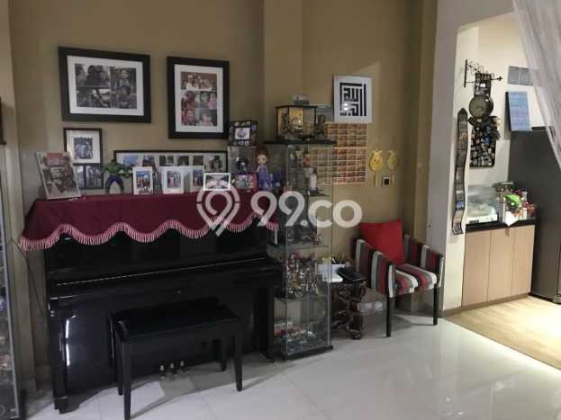 Rumah Elit LB 200m2 Siap Huni Desain Elegan di BSD Kencana Loka, Tangerang Rumah Elit LB 200m2 Siap Huni Desain Elegan di BSD Kencana Loka, Tangerang