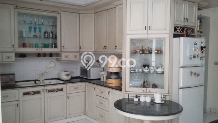 Rumah Modern 4 KT di Green Lake City Jakarta Barat Semi Furnished Rumah Modern 4 KT di Green Lake City Jakarta Barat Semi Furnished