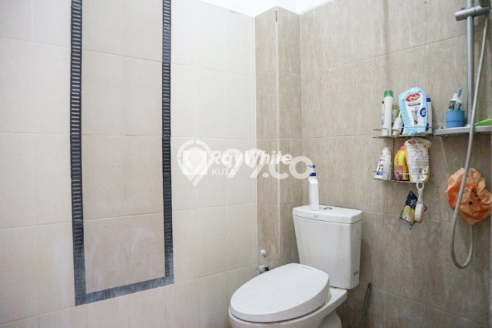 Rumah Minimalis 5 KT LT 150m2 di Kerobokan Rumah Minimalis 5 KT LT 150m2 di Kerobokan