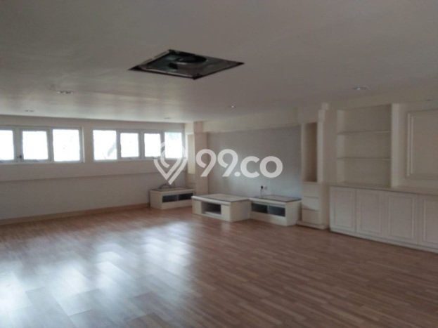 PROMO TERBATAS! Rumah Premium area Lippo Karawaci, Tangerang, Luas 667m² Bangunan 1000m² PROMO TERBATAS! Rumah Premium area Lippo Karawaci, Tangerang, Luas 667m² Bangunan 1000m²