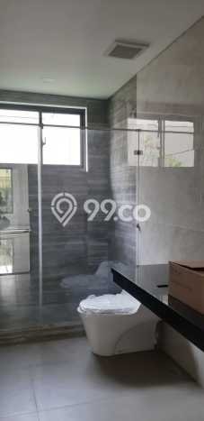 Rumah Luxury Modern Tanpa Renovasi di BSD Tangerang Rumah Luxury Modern Tanpa Renovasi di BSD Tangerang