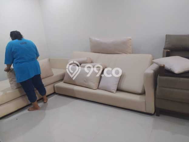 Siap Huni Rumah Minimalis & Modern LB 150m2 di Green Lake City Siap Huni Rumah Minimalis & Modern LB 150m2 di Green Lake City