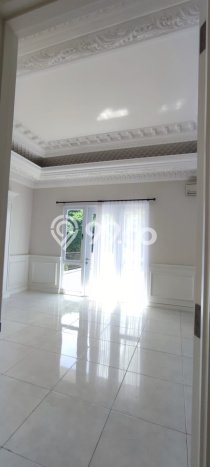 Rumah Elit LB 400m2 Siap Huni Desain Elegan di BSD Foresta, Tangerang Rumah Elit LB 400m2 Siap Huni Desain Elegan di BSD Foresta, Tangerang
