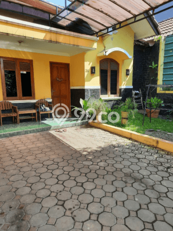 For Sale Rumah 3 Kamar Lokasi Strategis Bagus dan Strategis di Antapani For Sale Rumah 3 Kamar Lokasi Strategis Bagus dan Strategis di Antapani