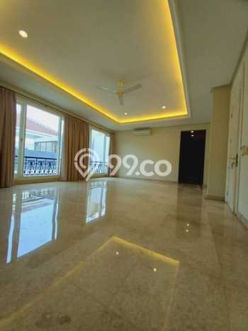 Sewa Rumah Nyaman di Jakarta Selatan Harga Rp 609 Juta/ Tahun Sewa Rumah Nyaman di Jakarta Selatan Harga Rp 609 Juta/ Tahun