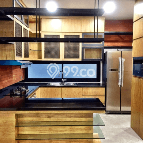 INVESTASI TEPAT! Rumah di Cipete, Luas 299m² Bangunan 389m² INVESTASI TEPAT! Rumah di Cipete, Luas 299m² Bangunan 389m²