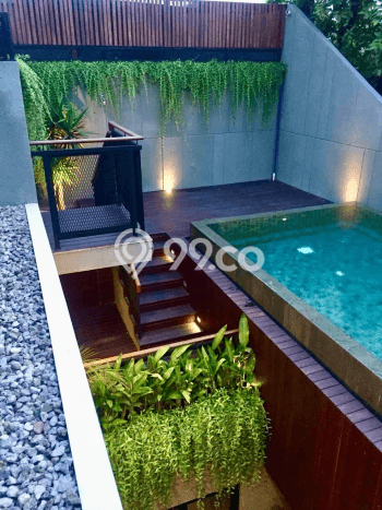 INVESTASI TEPAT! Rumah di Cipete, Luas 299m² Bangunan 389m² INVESTASI TEPAT! Rumah di Cipete, Luas 299m² Bangunan 389m²