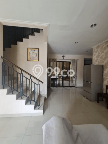 PROPERTI UNGGULAN! Rumah di Green Lake City, 4 KT, Lingkungan Premium, LT 200m² Bangunan 380m² PROPERTI UNGGULAN! Rumah di Green Lake City, 4 KT, Lingkungan Premium, LT 200m² Bangunan 380m²