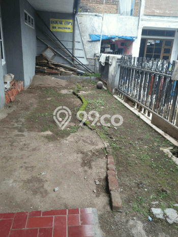 Lokasi strategis! Rumah siap pakai disewakan di Kiaracondong LB 200m2 Lokasi strategis! Rumah siap pakai disewakan di Kiaracondong LB 200m2