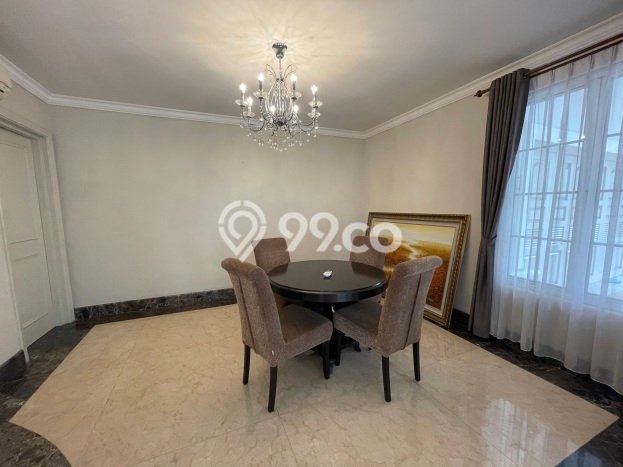 Dijual Rumah Mewah Elegan Dengan View Eksklusif di Lippo Karawaci, Tangerang Dijual Rumah Mewah Elegan Dengan View Eksklusif di Lippo Karawaci, Tangerang