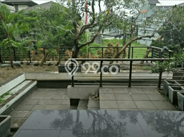 Jual Rumah Mewah Elegan Dengan View Cantik di Dago, Bandung Jual Rumah Mewah Elegan Dengan View Cantik di Dago, Bandung