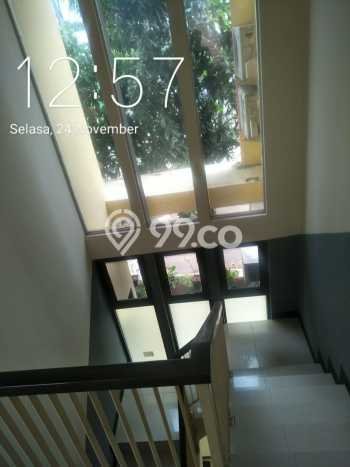 Hunian Nyaman Asri 3 KT Siap Pakai di Bintaro Jakarta Selatan Hunian Nyaman Asri 3 KT Siap Pakai di Bintaro Jakarta Selatan