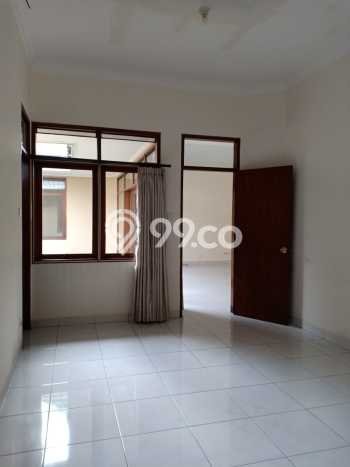 LISTING BARU! Rumah Premium di Mekar Wangi, Luas 240m² Bangunan 200m² LISTING BARU! Rumah Premium di Mekar Wangi, Luas 240m² Bangunan 200m²