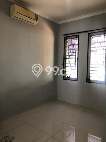 Rumah sewa siap pakai 4 Kamar Tidur di BSD, Tangerang Rumah sewa siap pakai 4 Kamar Tidur di BSD, Tangerang
