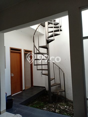Rumah Elit LB 200m2 Siap Huni Desain Elegan di Mekar Wangi, Bandung Rumah Elit LB 200m2 Siap Huni Desain Elegan di Mekar Wangi, Bandung
