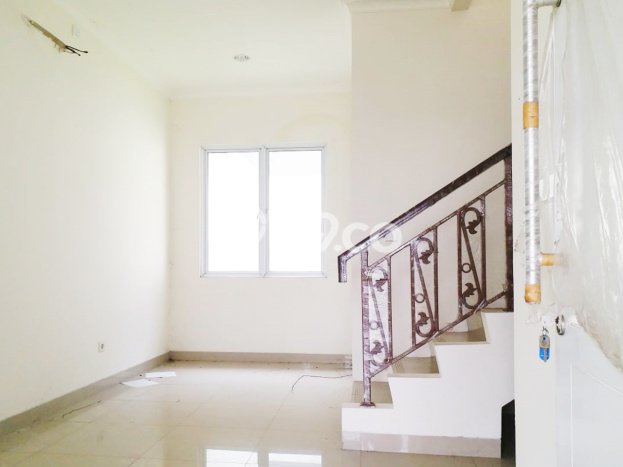 BEST PRICE! Rumah Berkualitas di Cakung, LT 102m² LB 76m² BEST PRICE! Rumah Berkualitas di Cakung, LT 102m² LB 76m²