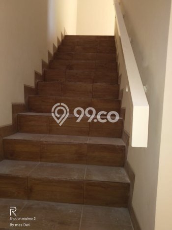 Rumah Lingkungan Asri kawasan Waru, Sidoarjo, LT 60m2m² Bangunan 100m2m² Rumah Lingkungan Asri kawasan Waru, Sidoarjo, LT 60m2m² Bangunan 100m2m²