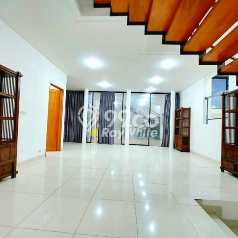 Hunian Super Elit dengan Akses Paling Strategis di Pondok Indah, Jakarta Selatan Hunian Super Elit dengan Akses Paling Strategis di Pondok Indah, Jakarta Selatan