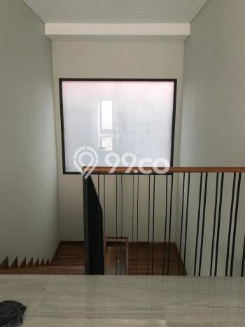 Jual Rumah Luas Elegan Dengan View Eksklusif di Sentul City, Bogor Jual Rumah Luas Elegan Dengan View Eksklusif di Sentul City, Bogor