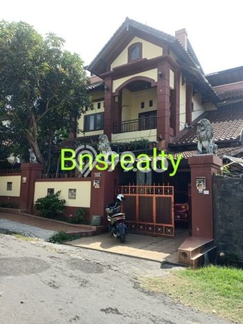 Rumah Nyaman 6 KT di Renon, Denpasar - LT 450m2m² Rumah Nyaman 6 KT di Renon, Denpasar - LT 450m2m²