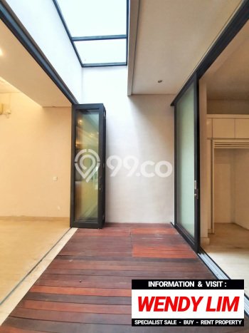 Rumah Elit Modern Tanpa Renovasi di Ampera Jakarta Selatan Rumah Elit Modern Tanpa Renovasi di Ampera Jakarta Selatan