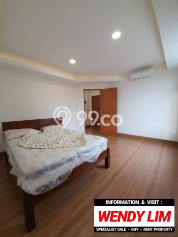Ready to Use! Luxury House LT 156m2 Desain Modern di Pondok Indah Ready to Use! Luxury House LT 156m2 Desain Modern di Pondok Indah