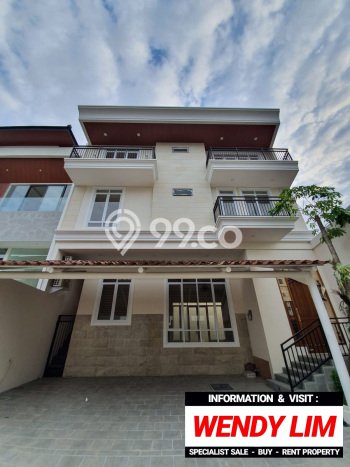 Ready to Use! Luxury House LT 156m2 Desain Modern di Pondok Indah Ready to Use! Luxury House LT 156m2 Desain Modern di Pondok Indah