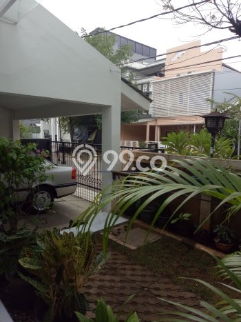 Rumah Luxury Modern Tanpa Renovasi di Sektor 5-Bintaro Jakarta Selatan Rumah Luxury Modern Tanpa Renovasi di Sektor 5-Bintaro Jakarta Selatan