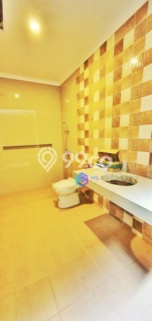 LIMITED OFFER! Rumah Berkualitas di Cinere, LT 150m² LB 220m² LIMITED OFFER! Rumah Berkualitas di Cinere, LT 150m² LB 220m²