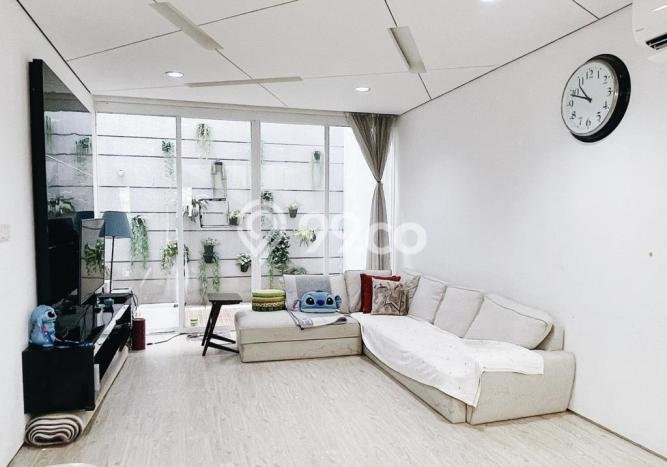 For Sale! Luxury House LT 184m2 Desain Modern di Pantai Indah Kapuk For Sale! Luxury House LT 184m2 Desain Modern di Pantai Indah Kapuk