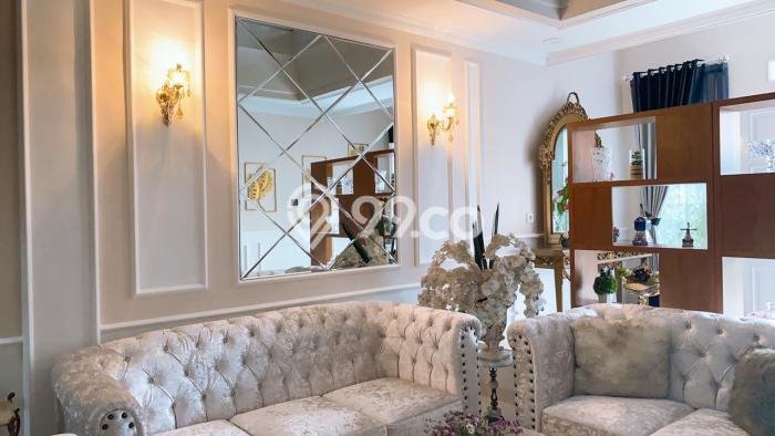 Hunian Nyaman 5 KT di Buah Batu, Bandung - Luas Tanah 140m² Hunian Nyaman 5 KT di Buah Batu, Bandung - Luas Tanah 140m²