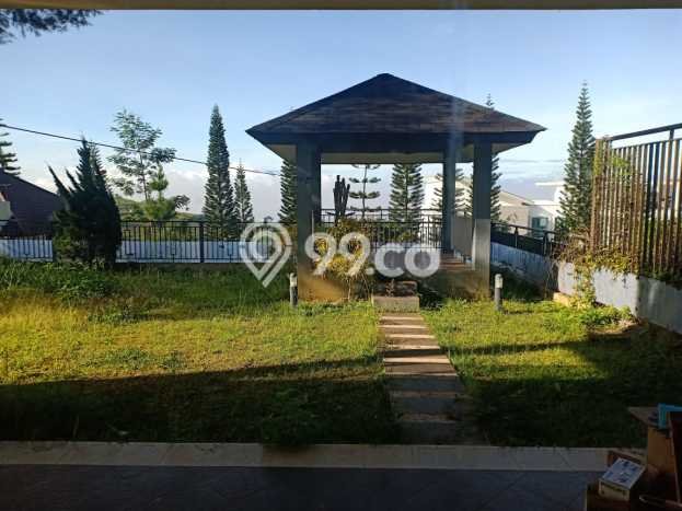 PROMO SPESIAL! Rumah Siap Huni di Dago, Bandung, LT 490m² Bangunan 350m² PROMO SPESIAL! Rumah Siap Huni di Dago, Bandung, LT 490m² Bangunan 350m²