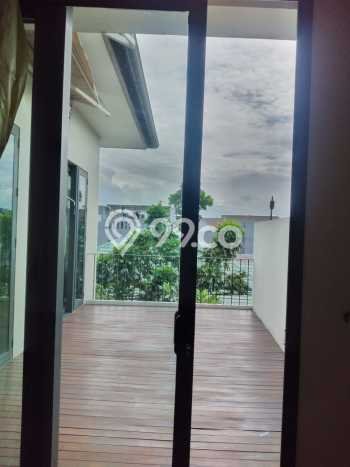 For Sale! Luxury House LT 211m2 Desain Elegan di Cipete For Sale! Luxury House LT 211m2 Desain Elegan di Cipete
