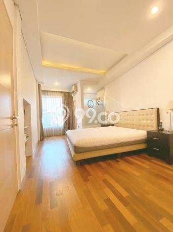 Jual Rumah Eksklusif 4 KT di Pangkalan Jati, Depok Jual Rumah Eksklusif 4 KT di Pangkalan Jati, Depok